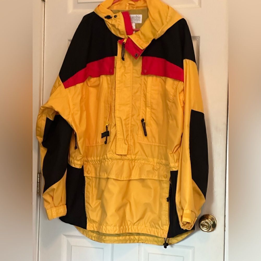 RARE FIND Columbia Mens Retro Challenger Style Pullover Jacket